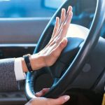 14 اشتباه رایج در رانندگی و نگهداری از خودرو