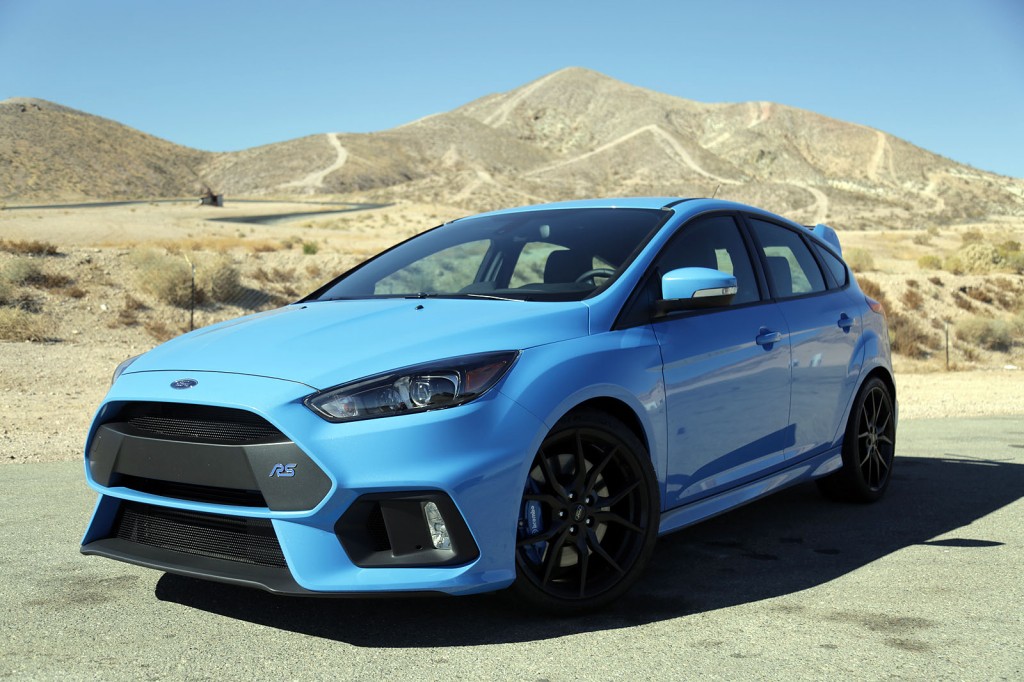 2017-ford-focus-rs-coty-10