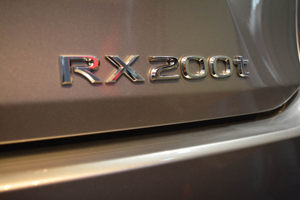 lexus rx200t