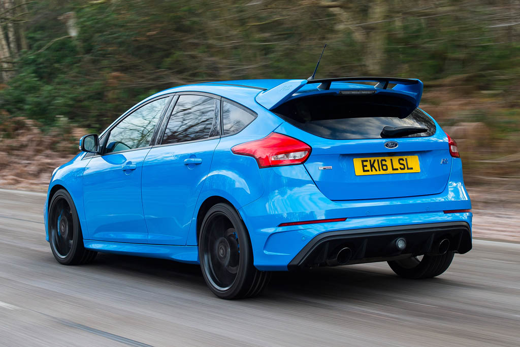 ford-focus-rs-mountune-03